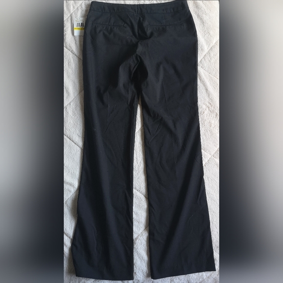 New Michael Kors pants. Size M. - Picture 6 of 9